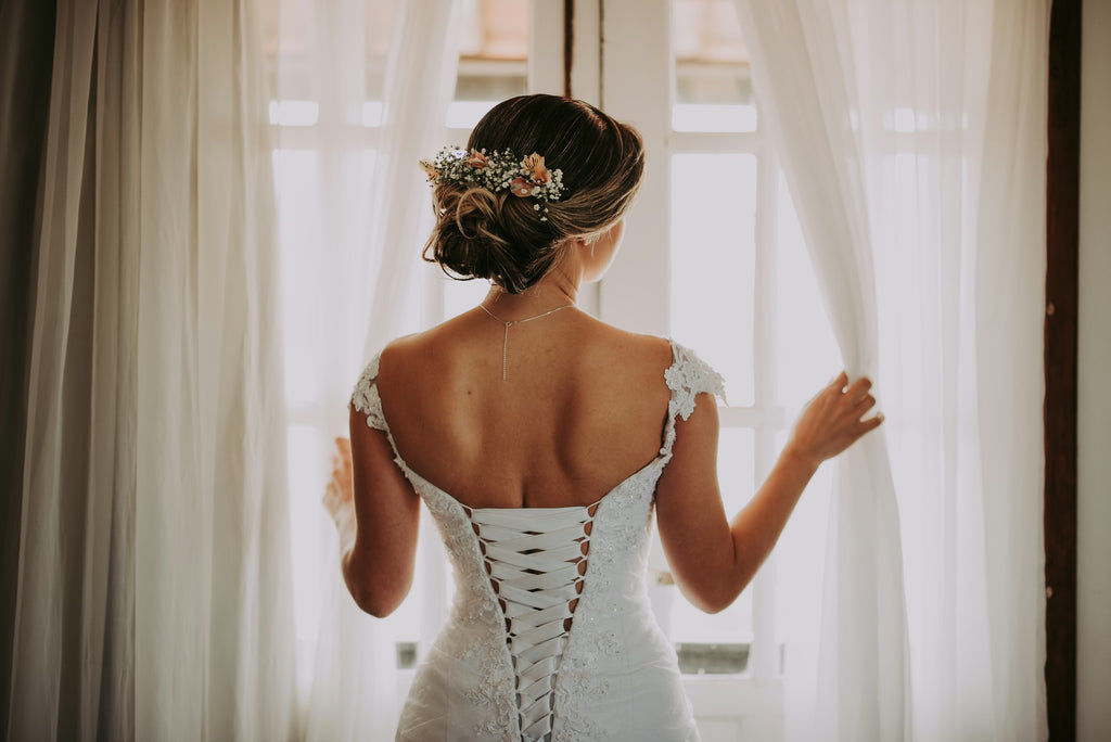 THE BRIDAL CINDER